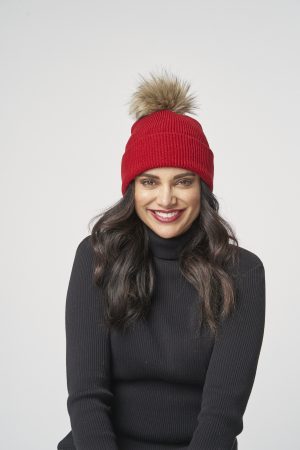 MERINO BEANIE w/ POM